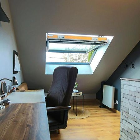 Maisonnette En Duplex Avec Terrasse Breux-Jouy Exterior photo